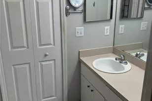 28511 Seashell Ct, Wesley Chapel, FL 33545 - Photo 8