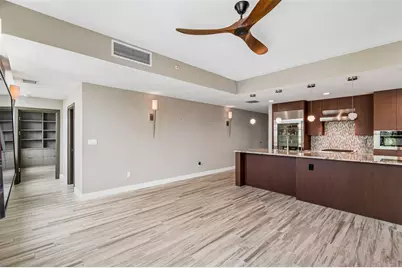 1120 E Kennedy Boulevard #1030, Tampa, FL 33602 - Photo 30