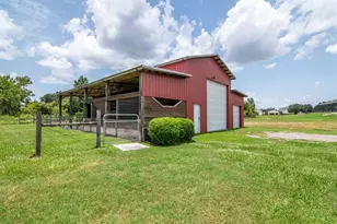 8703 Alafia Hills Dr, Plant City, FL 33567 - Photo 58
