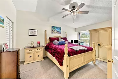 673 Segovia Court NE #702, Saint Petersburg, FL 33703 - Photo 24