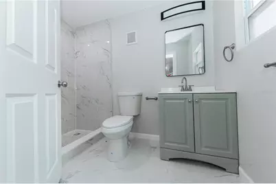 2240 10th Street S, Saint Petersburg, FL 33705 - Photo 34