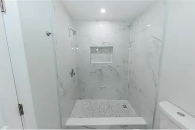 2240 10th Street S, Saint Petersburg, FL 33705 - Photo 22