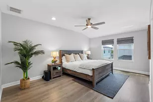2445 Golden Pasture Cir, Clearwater, FL 33764 - Photo 6