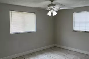 4926 Billy Direct Ln, Lutz, FL 33559 - Photo 10