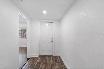1205 E Seneca Avenue, Tampa, FL 33612 - Photo 10