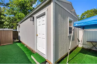 1205 E Seneca Avenue, Tampa, FL 33612 - Photo 8