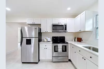 8010 N 13th Street, Tampa, FL 33604 - Photo 14
