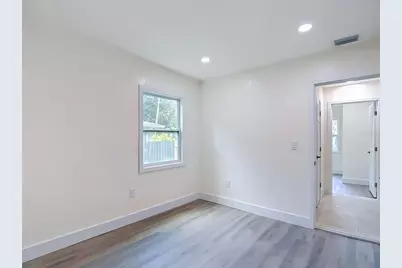 8010 N 13th Street, Tampa, FL 33604 - Photo 30