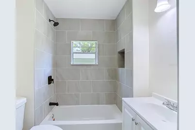 8010 N 13th Street, Tampa, FL 33604 - Photo 24