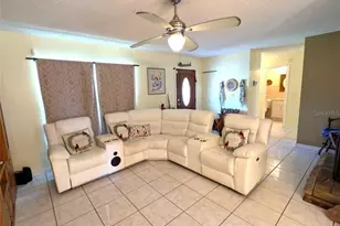 8002 Woodvine Pl, Tampa, FL 33615 - Photo 8