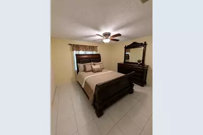 8002 Woodvine Place, Tampa, FL 33615 - Photo 14