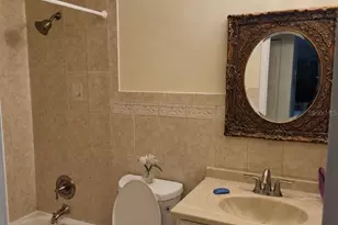 8002 Woodvine Pl, Tampa, FL 33615 - Photo 20