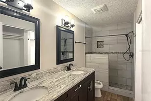 2042 Shadow Pine Dr, Brandon, FL 33511 - Photo 20