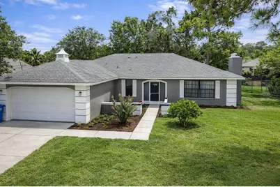 5045 Kenmore Street, Spring Hill, FL 34608 - Photo 2