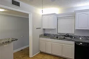 7600 Sun Island Dr S, South Pasadena, FL 33707 - Photo 14