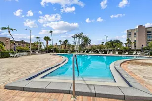 7600 Sun Island Dr S, South Pasadena, FL 33707 - Photo 36
