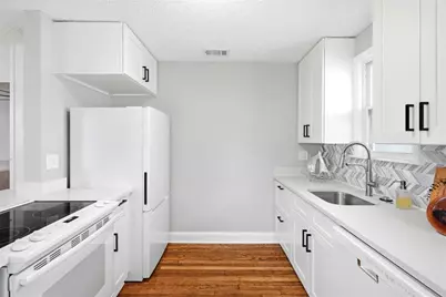 5016 Dartmouth Avenue N, Saint Petersburg, FL 33710 - Photo 12