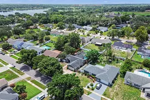 7774 Barberry Dr, Orlando, FL 32835 - Photo 10