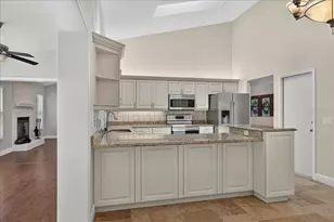 16754 Crossbill Ct, Spring Hill, FL 34610 - Photo 12