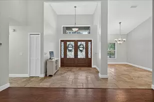 16754 Crossbill Ct, Spring Hill, FL 34610 - Photo 4