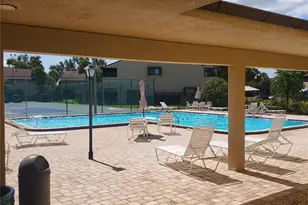 775 N Village Dr N, Saint Petersburg, FL 33716 - Photo 16