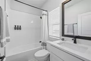 1528 Skysail Ln, Sarasota, FL 34240 - Photo 14