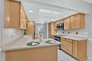 1244 W Del Webb Blvd, Sun City Center, FL 33573 - Photo 16