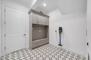 2623 S Parkview St, Tampa, FL 33629 - Photo 12