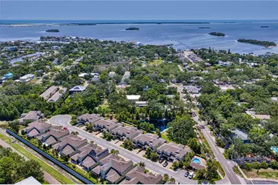 602 Ozona Village Drive, Palm Harbor, FL 34683 - Photo 32