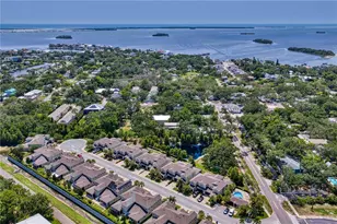 602 Ozona Village Dr, Palm Harbor, FL 34683 - Photo 32