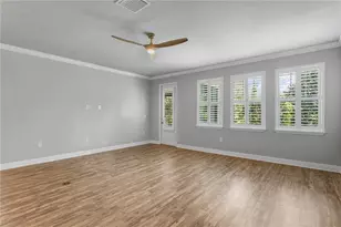 602 Ozona Village Dr, Palm Harbor, FL 34683 - Photo 10