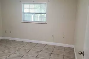 1317 Eagleview Dr, Brandon, FL 33510 - Photo 2