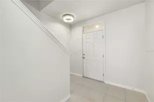 7789 Tuscan Bay Cir, Wesley Chapel, FL 33545 - Photo 6