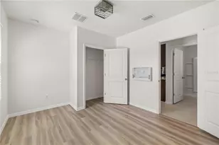 7789 Tuscan Bay Cir, Wesley Chapel, FL 33545 - Photo 22