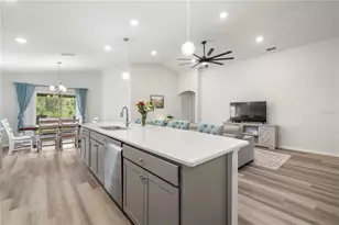 35542 Bellington Blvd, Zephyrhills, FL 33541 - Photo 14