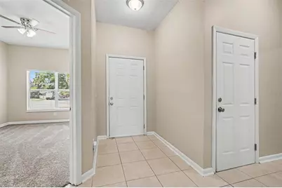 8301 N Marks Street, Tampa, FL 33604 - Photo 12