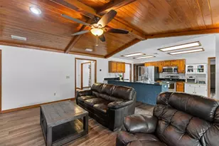 4605 Post House Dr, Plant City, FL 33565 - Photo 12