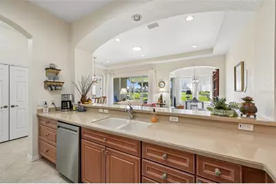 2288 Sifield Greens Way, Sun City Center, FL 33573 - Photo 16