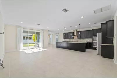 4522 Scarlet Loop, Wesley Chapel, FL 33544 - Photo 6