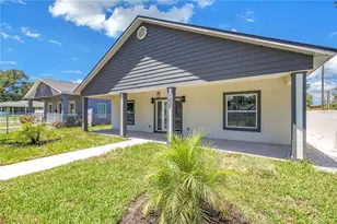 1827 16th St S, Saint Petersburg, FL 33705 - Photo 1