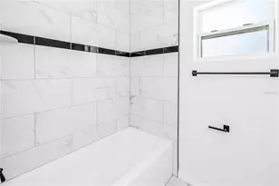 1827 16th St S, Saint Petersburg, FL 33705 - Photo 18