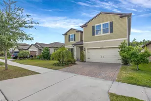 18928 Willowmore Cedar Dr, Lutz, FL 33558 - Photo 6