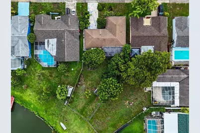 9641 Lakeside Lane, Port Richey, FL 34668 - Photo 6