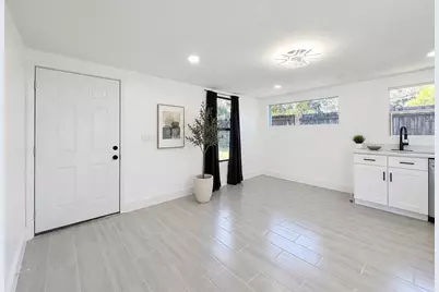 6920 Delano Avenue, Tampa, FL 33619 - Photo 6