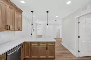 106 Melody Ln, Largo, FL 33771 - Photo 12