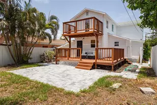 13148 3rd St E, Madeira Beach, FL 33708 - Photo 20