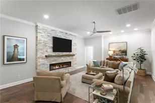 2801 Shore Breeze Dr, Tampa, FL 33611 - Photo 24