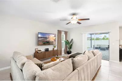 4702 Ron Eddie Place, Tampa, FL 33619 - Photo 10