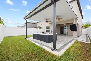 4702 Ron Eddie Pl, Tampa, FL 33619 - Photo 40