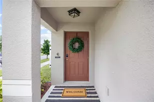 4702 Ron Eddie Pl, Tampa, FL 33619 - Photo 4